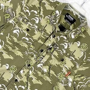 Off The Grid Camp Shirt Mens L Green Ripstop Lobster Cactus AOP Hiking Outdoors